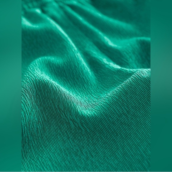 Athleta Echo Shorts Green Size 4 - Picture 6 of 6